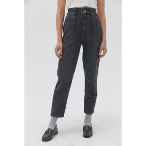 BDG Pull-On Mom Jean